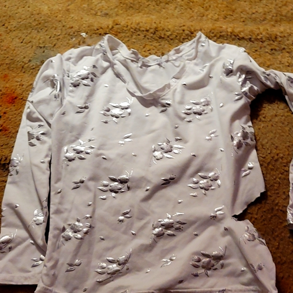White silver flower shirt